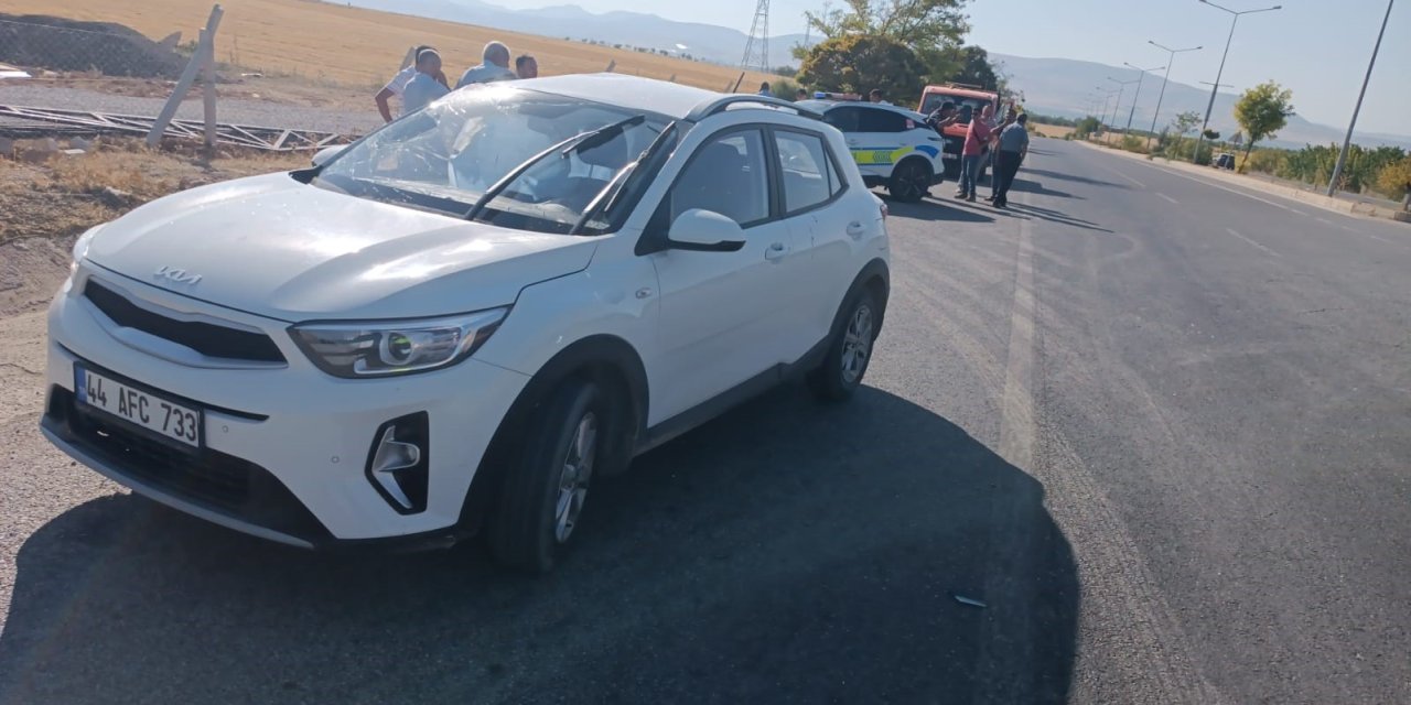 Malatya’da otomobil ile motosiklet çarpıştı: 1 kişi ağır yaralandı