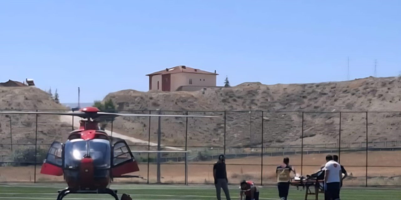 Darende’de kalp krizi geçiren hasta hava ambulansıyla Malatya’ya gönderildi