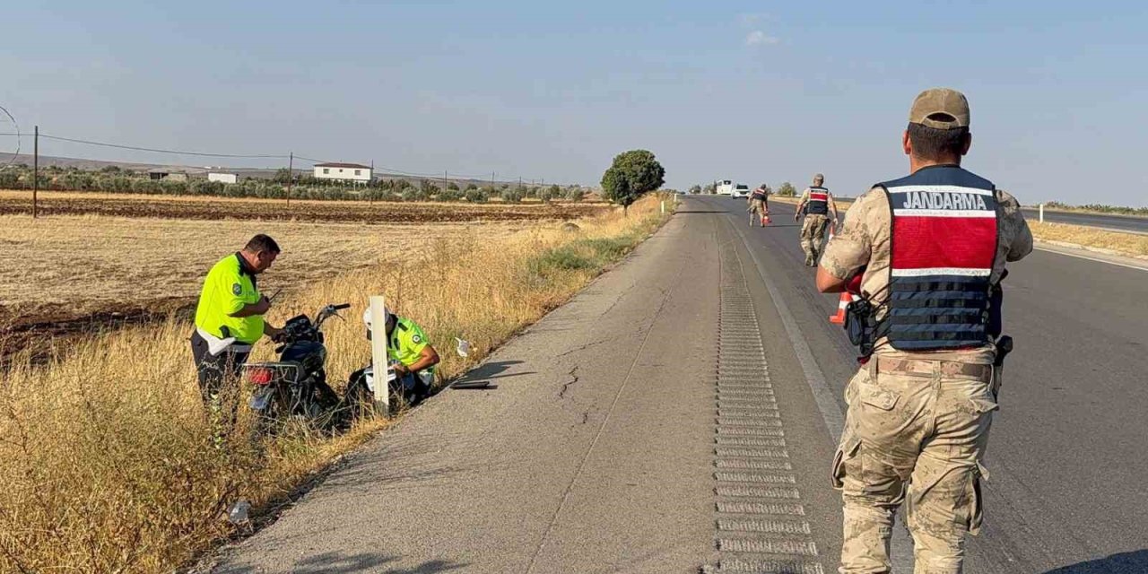 Kilis’te 6 kişinin bindiği motosiklet devrildi: 6 kişi yaralandı