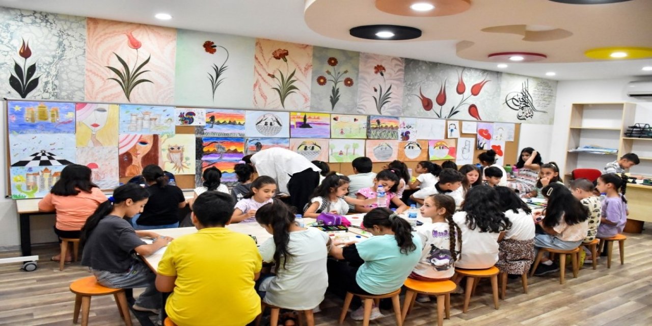 Diyarbakır Büyükşehir Belediyesi'nin kurslarından 9 bin kişi yararlandı