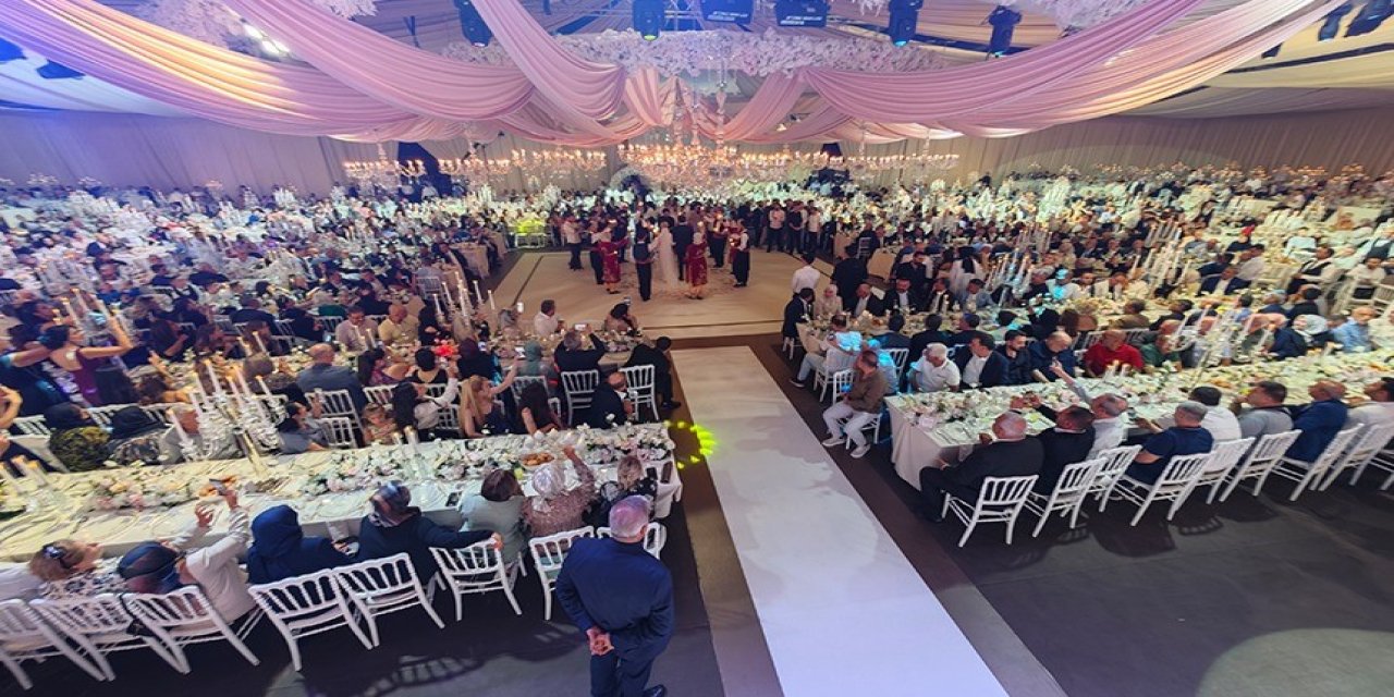 Elazığ’da iş, siyaset ve sanat dünyası bu düğünde buluştu