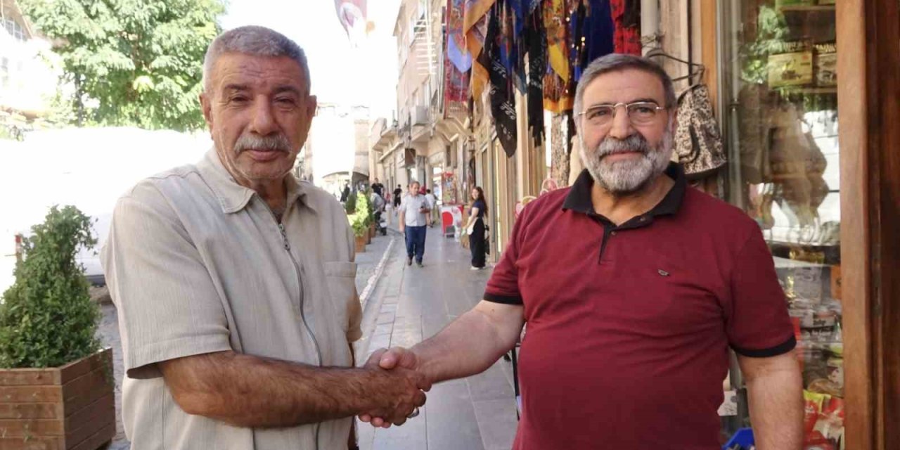 Mardin’de iki arkadaş 50 yıl sonra yeniden karşılaştı