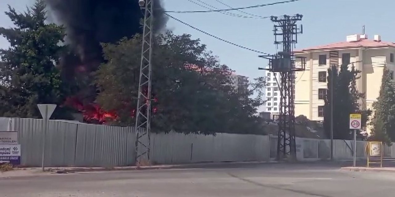 Malatya’da şantiyede çıkan yangın korkuttu