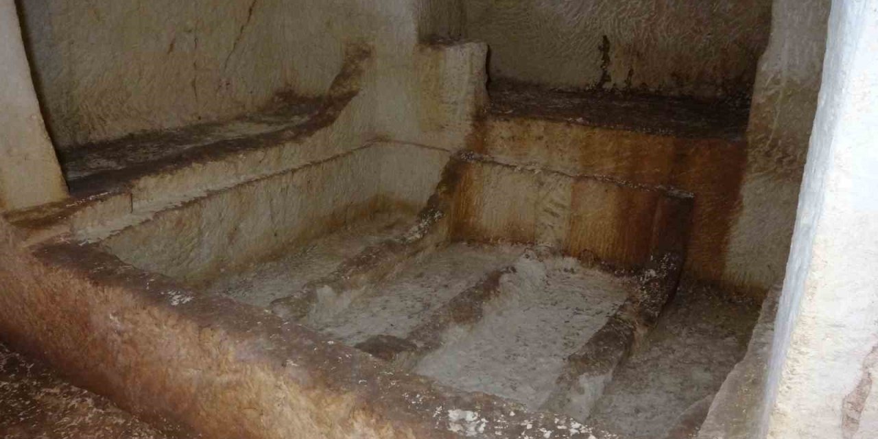 Anadolu’da ilk kez Perre Antik Kentte eski Mısır Tanrısı Pataikos’un figürü ortaya çıkarıldı