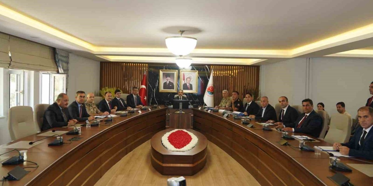 Şırnak’ta eğitim güvenliği görüşüldü