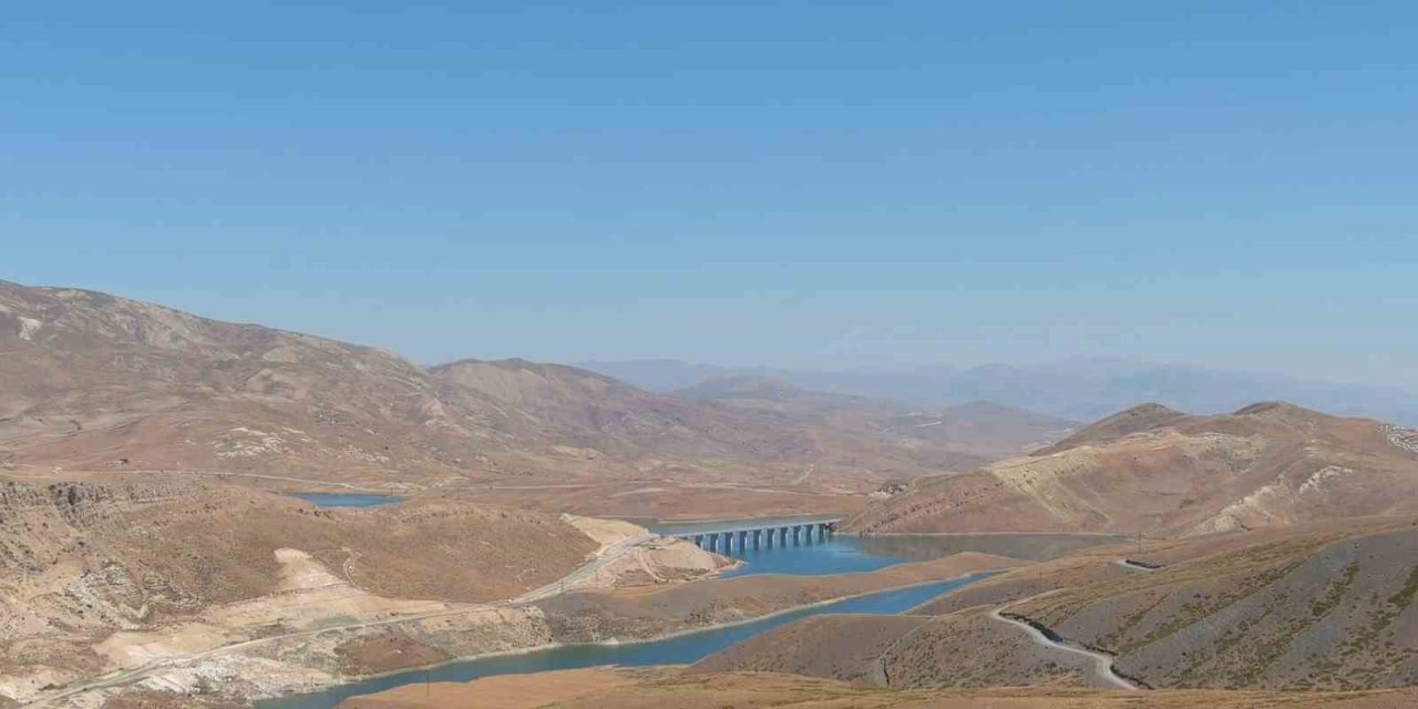 Turnaçayırı Barajı sulamasıyla Erzincanlı çiftçiyi sevindirecek