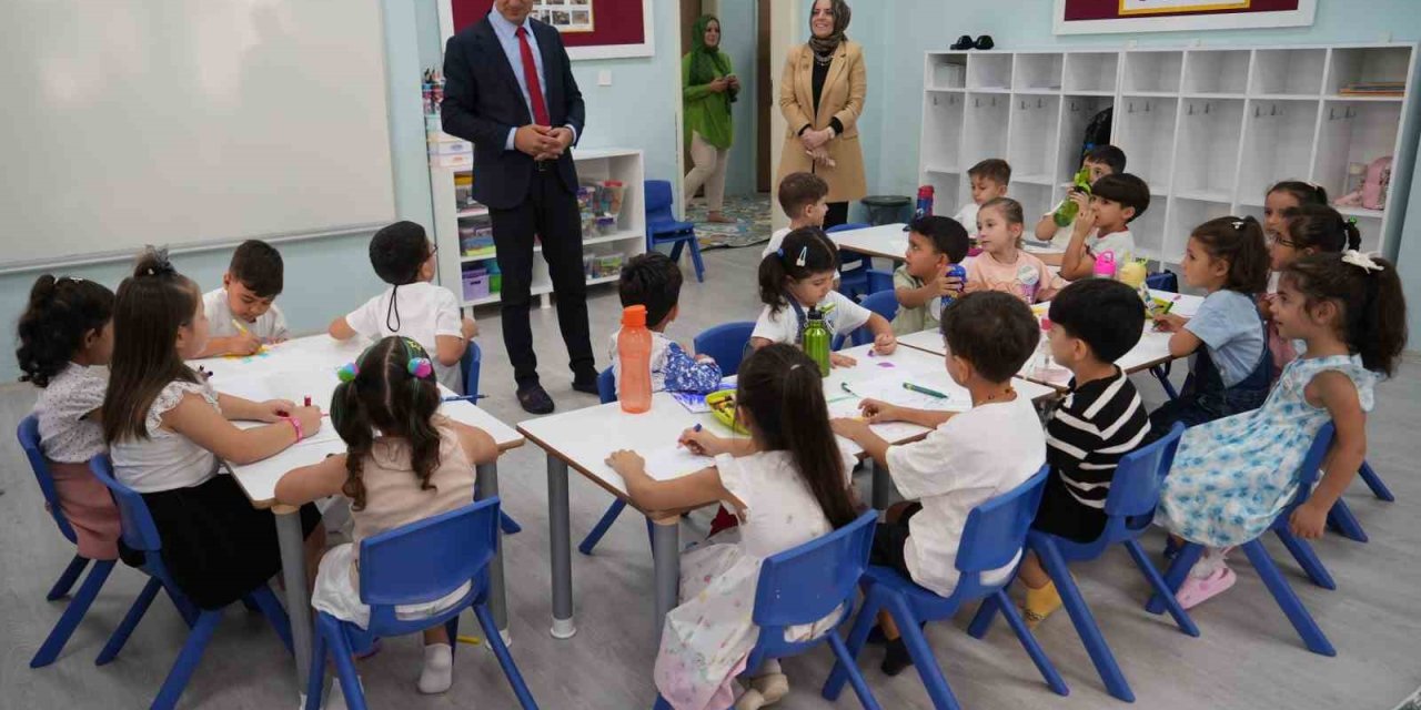 Muş’ta 18 bin 430 öğrenci ’Uyum Haftası’ kapsamında ders başı yaptı