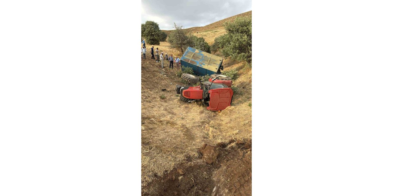 Erzurum Karayazı’da traktör devrildi