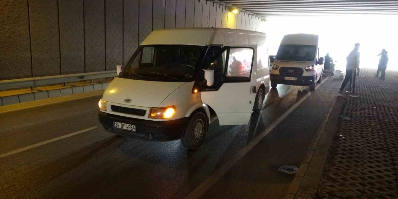 Malatya’da alt geçitte zincirleme kazada 2 yaralı