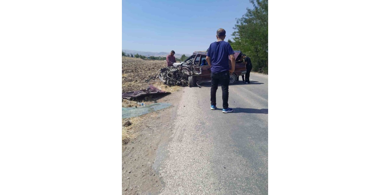 Elazığ’da trafik kazasında 2 yaralı