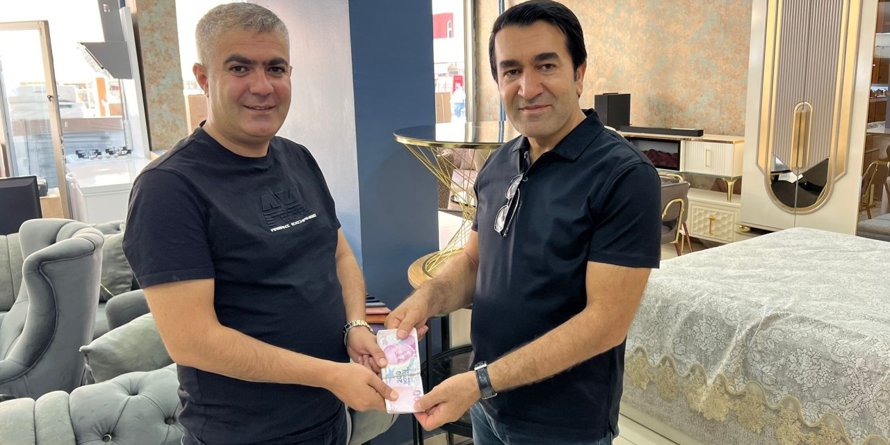 Yüksekova’da bulunan 16 bin lira sahibine teslim edildi