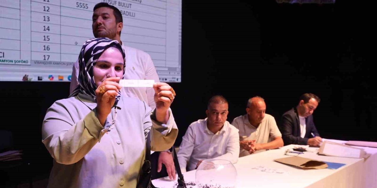 Şanlıurfa’da 106 işçi alımı için kura çekimi gerçekleştirildi