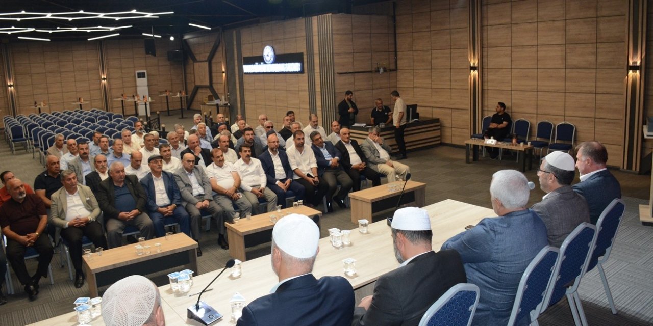 Tatvan’ın ileri gelenleri toplumsal olayların çözümü için bir araya geldi