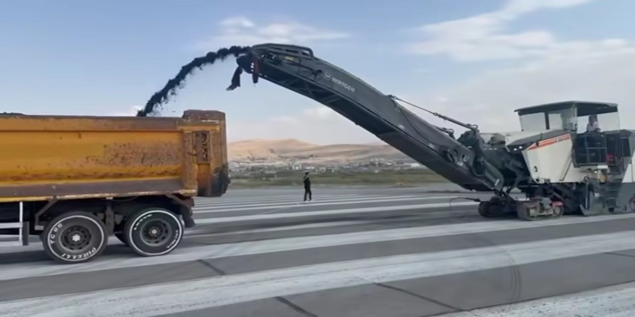 Van Havalimanında pist sökme çalışmaları başladı