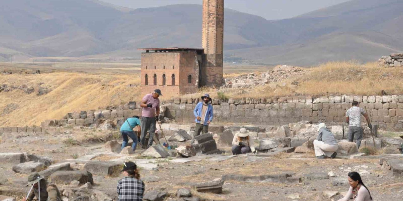 Kars Ani Ören Yeri’nde 7 bölgede kazı çalışması