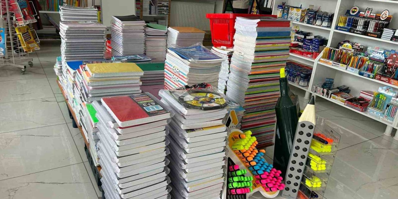 Bingöl'de uyum haftasının başlaması ile kırtasiye yoğunluğu