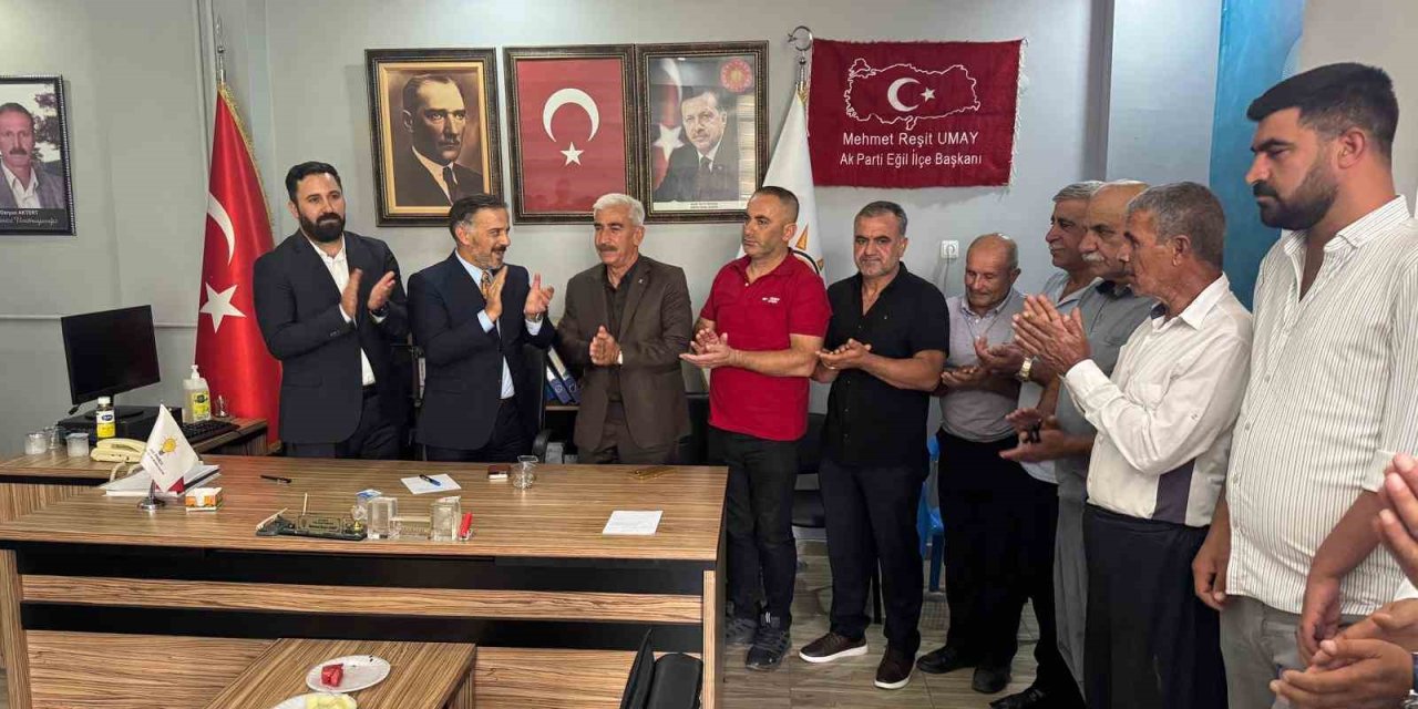 İYİ Parti’nin ilçe teşkilatı AK Parti’ye geçti