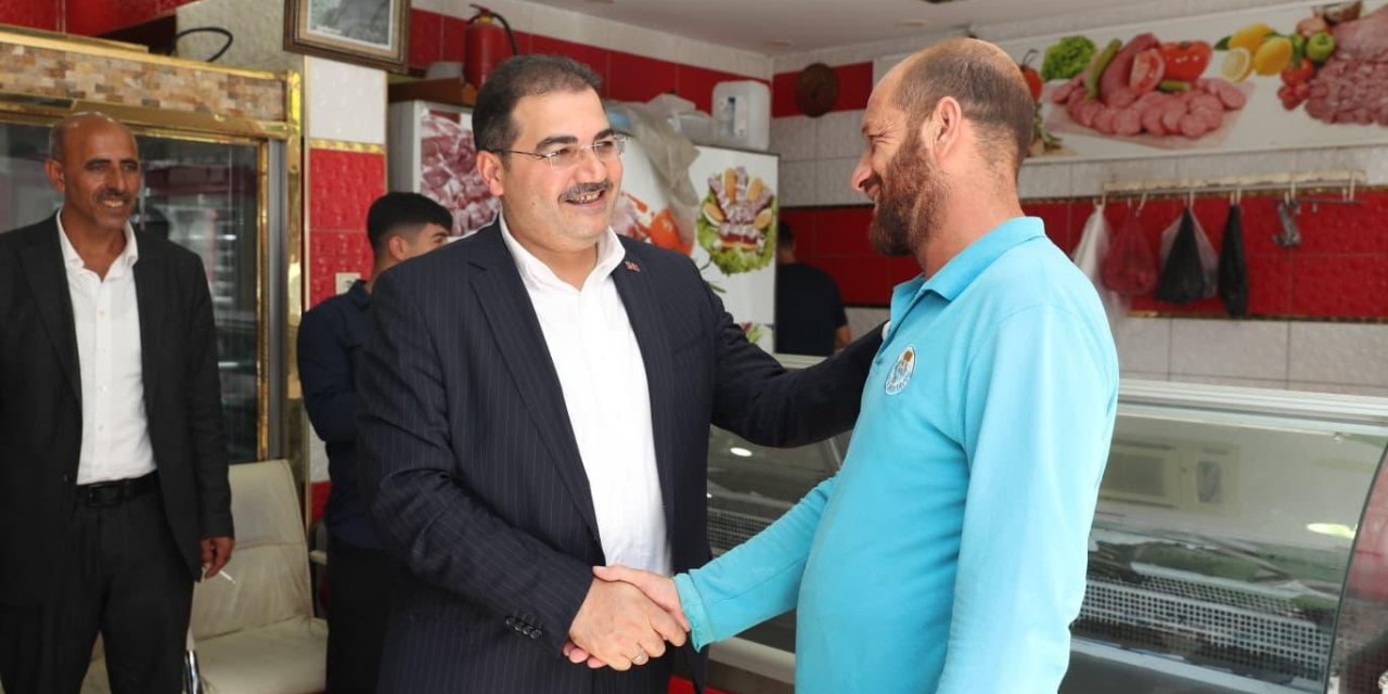 Mehmet Canpolat, halkla iç içe olmayı sürdürüyor