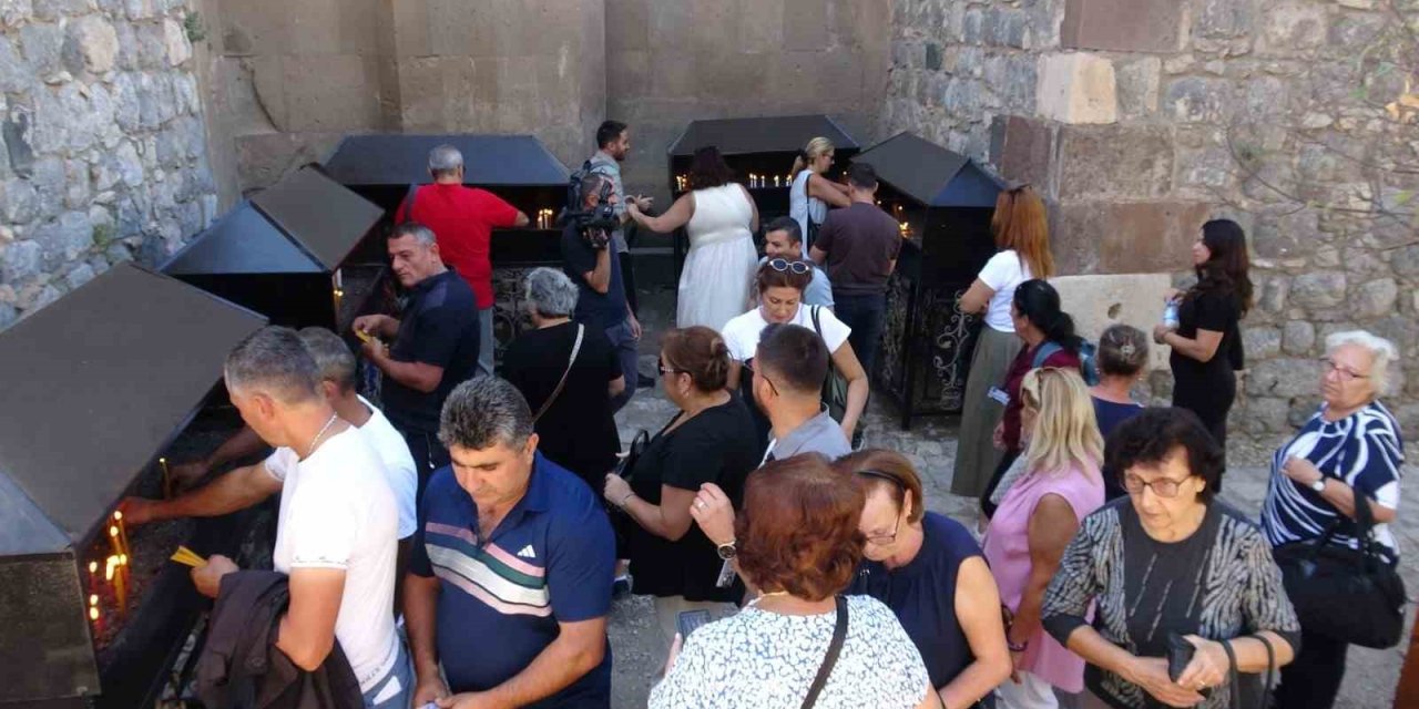 Akdamar Kilisesi’ndeki 13’üncü ayin başladı