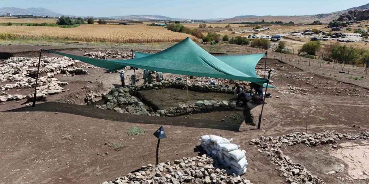 Diyarbakır’da 9500 yıllık kamusal yapı ortaya çıktı