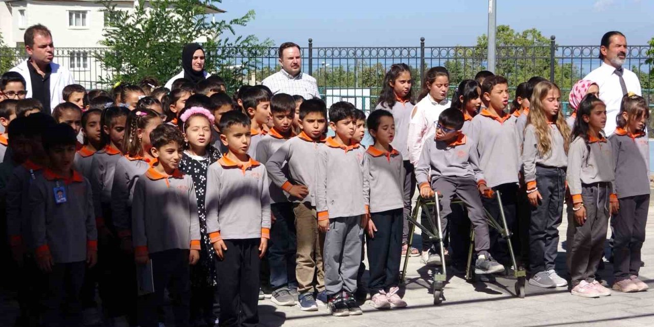 Van’da 275 bin 363 öğrenci için ders zili çaldı