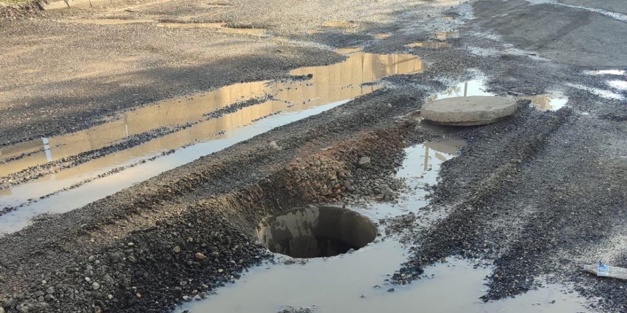 Adıyaman'da lağım çukuru tehlike saçıyor
