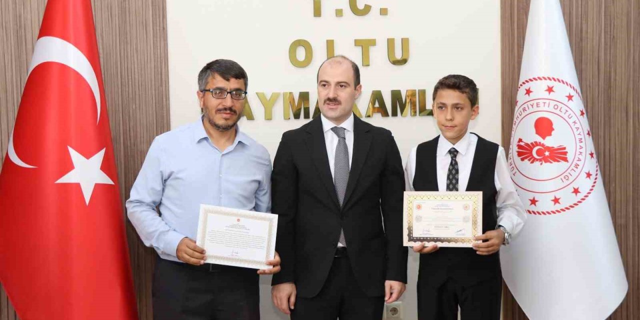 Erzurum'da Hafız ve Hafizeler belgelerine kavuştu