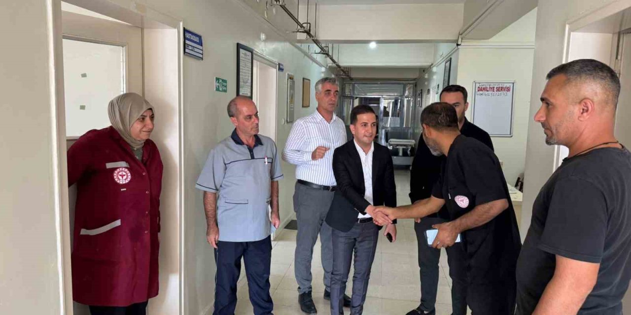 Hak-İş Diyarbakır İl Başkanı ve Öz Sağlık İş Şube Başkanı Aküzüm, üyeleriyle buluştu