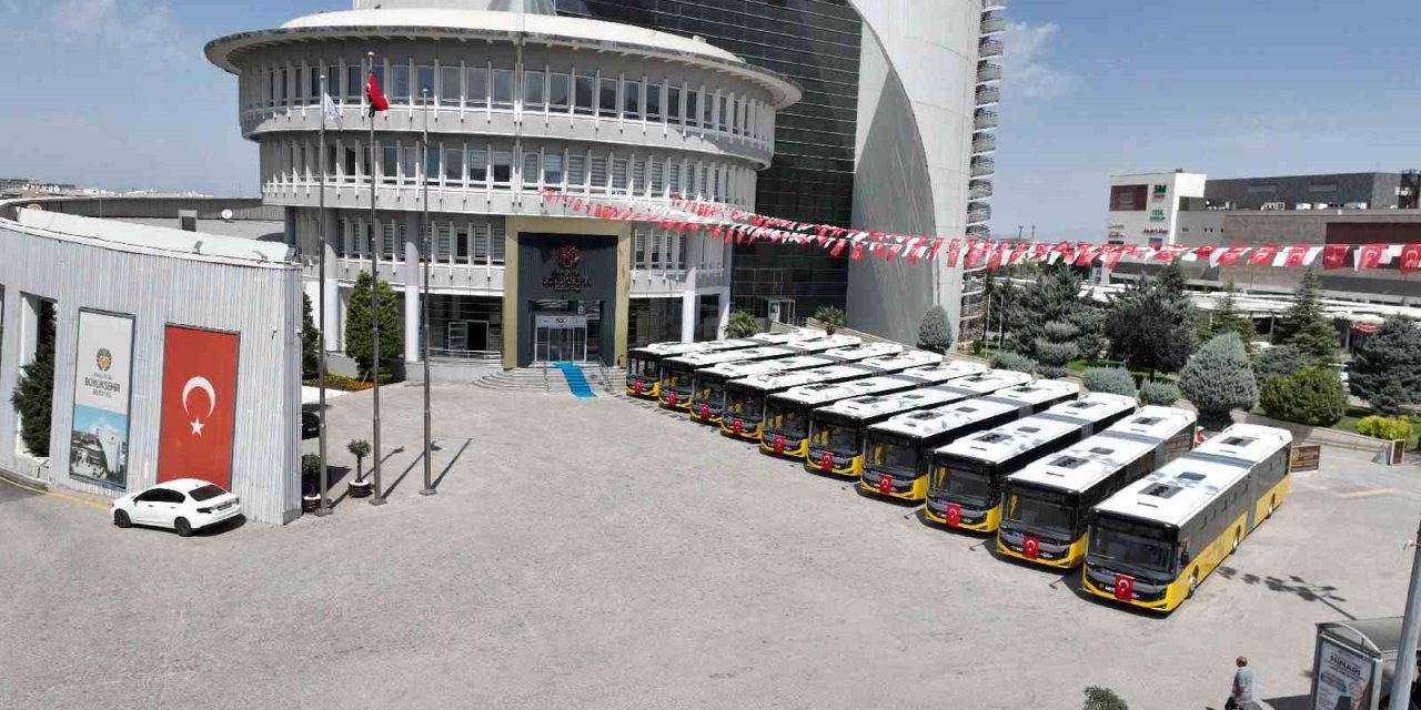 Malatya Büyükşehir Belediyesi otobüs filosunu güçlendirdi