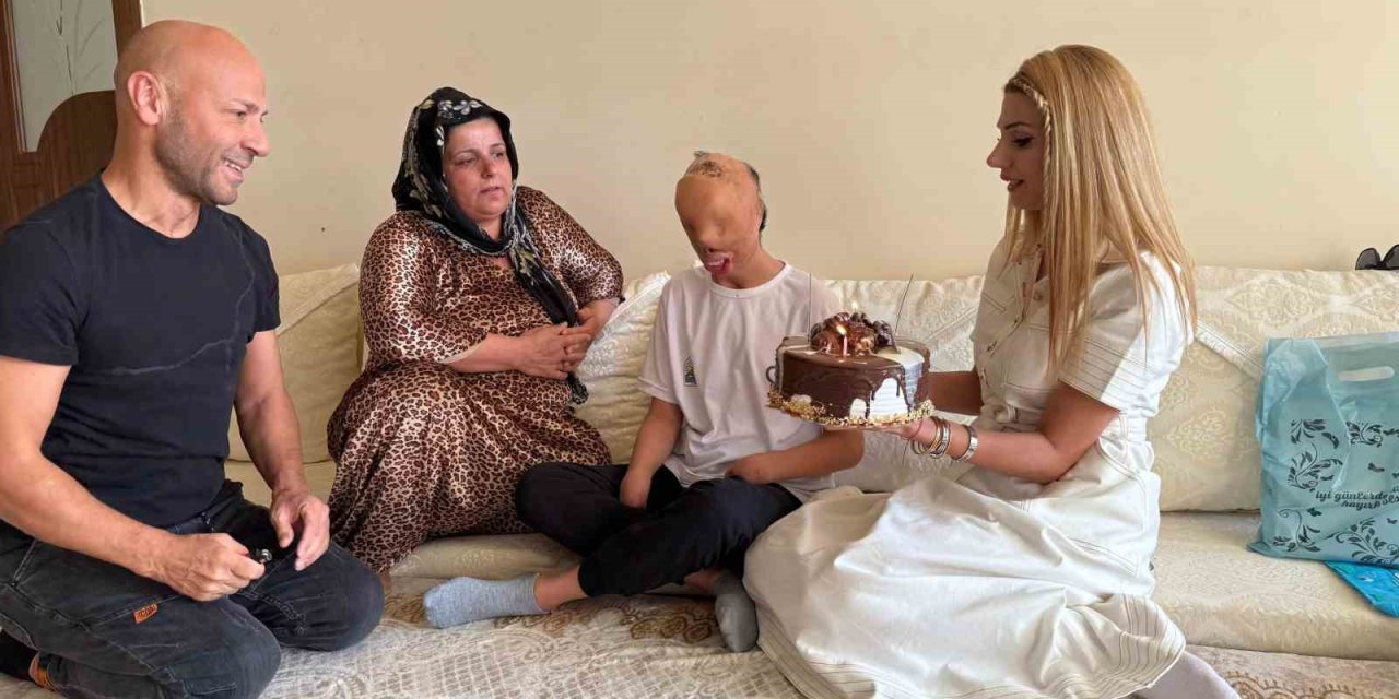 Zeynep öğretmen, özel gereksinimli çocuğun hayatına dokundu