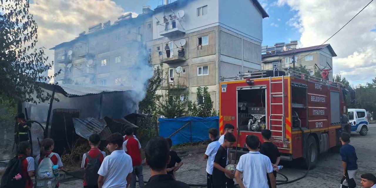 Bingöl'de tandırda unutulan köz yangına neden oldu