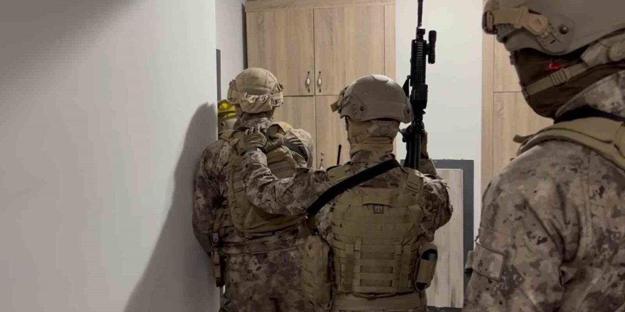 Erzurum’da polisten tefecilere şafak operasyonu: 3 kişi tutuklandı