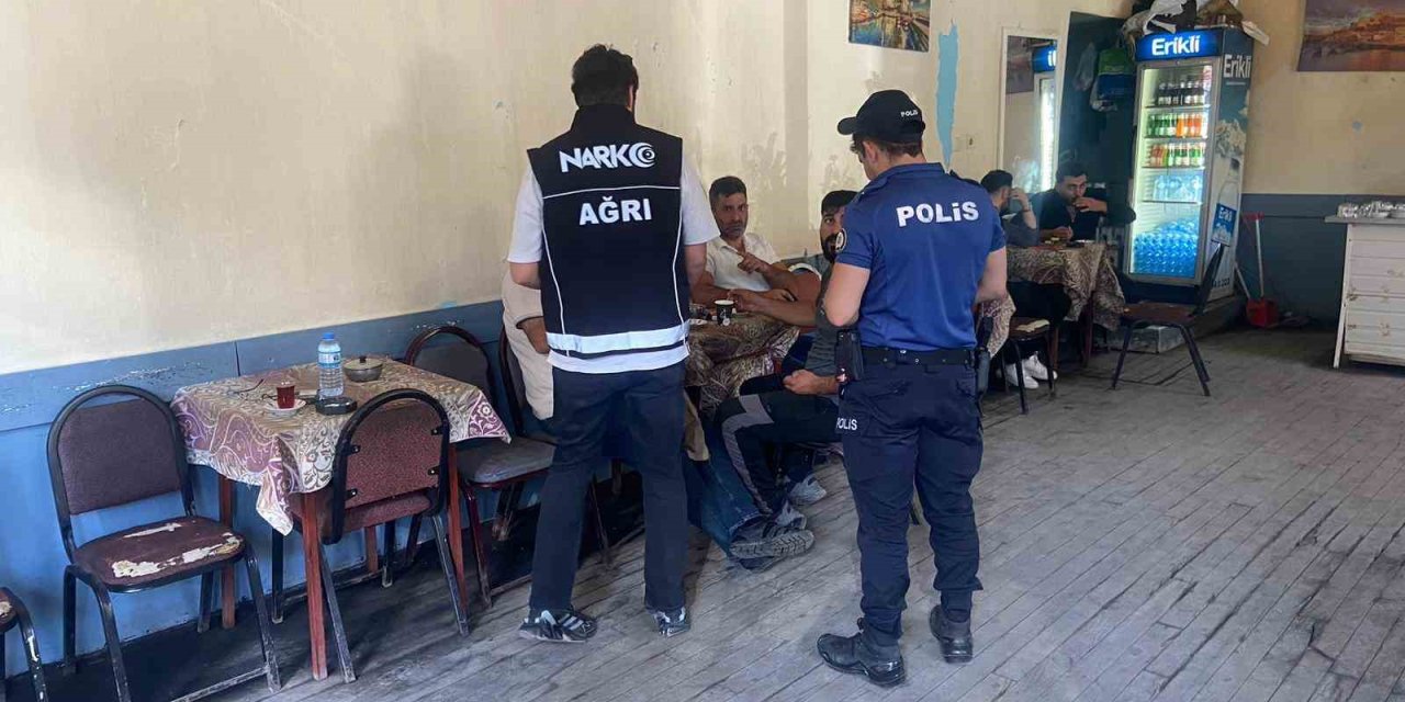 Ağrı’da 194 okul çevresi ve 111 servis aracı denetlendi