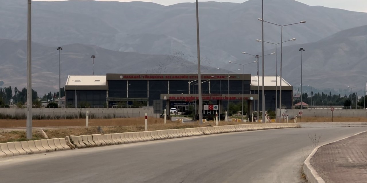 Yüksekova havalimanına ek sefer talebi artıyor