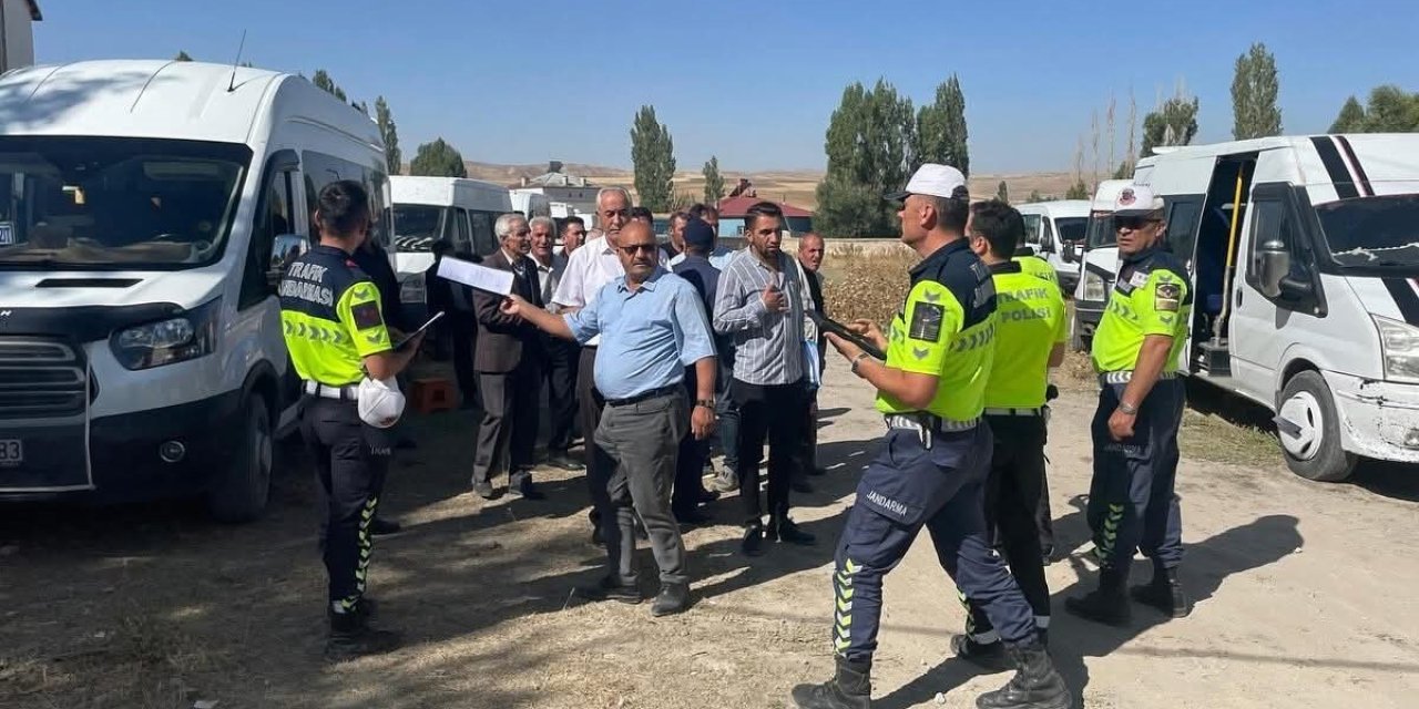 Diyadin’de okul servis araçları ve sürücülere denetim