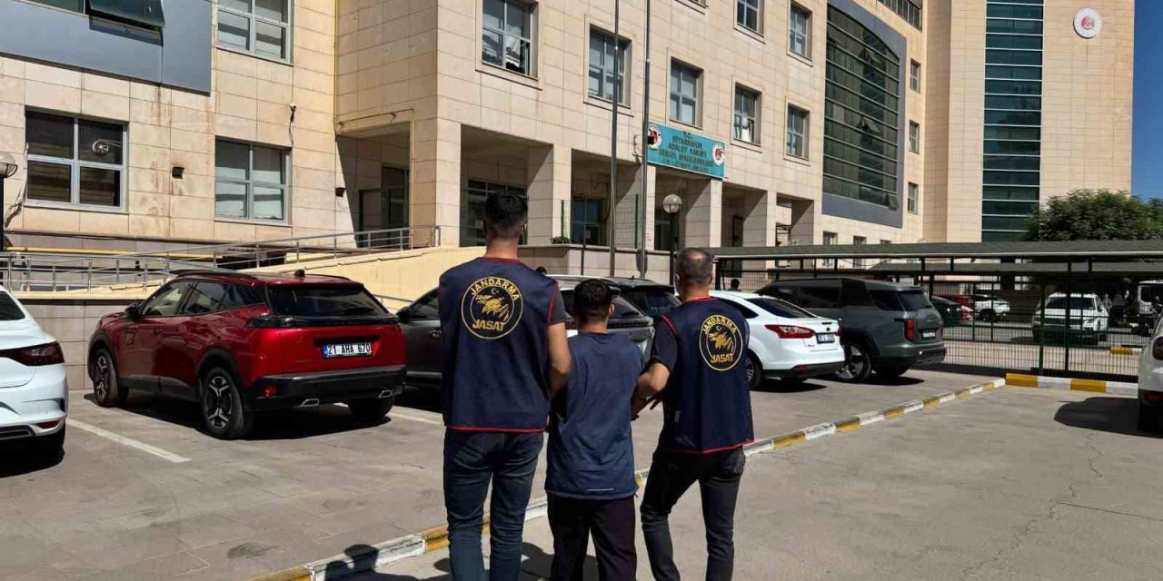 Diyarbakır’da haklarında kesinleşmiş hapis cezası bulunan 52 şahıs yakalandı