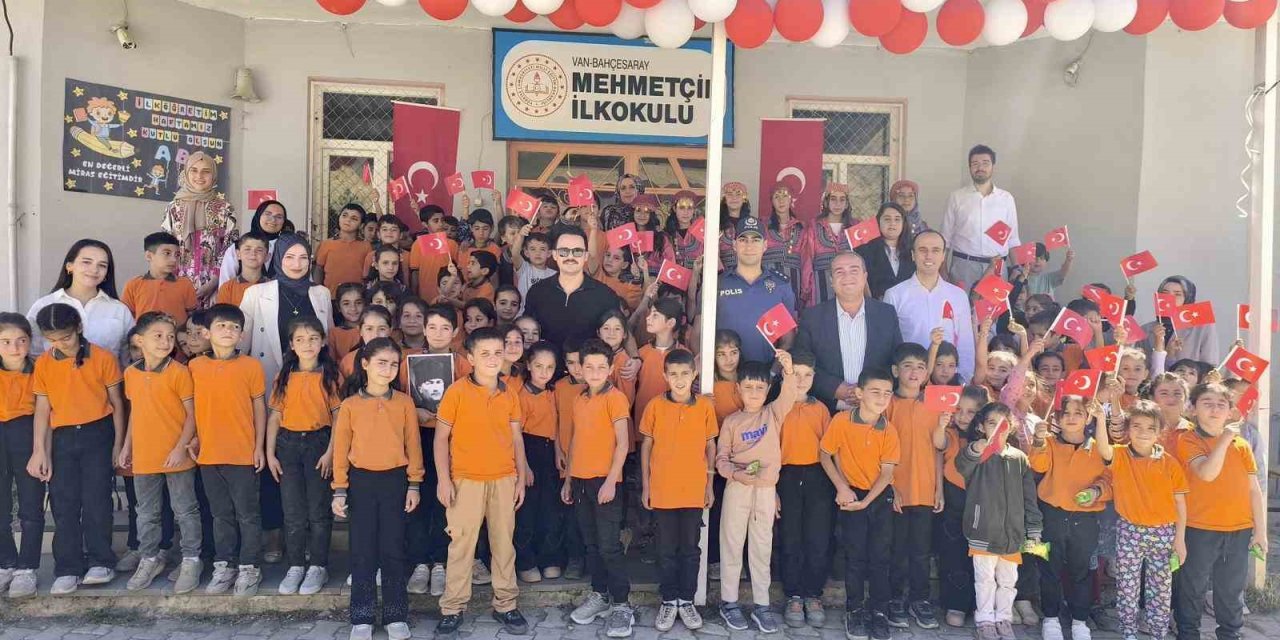 Bahçesaray’da ilköğretim haftası etkinliği