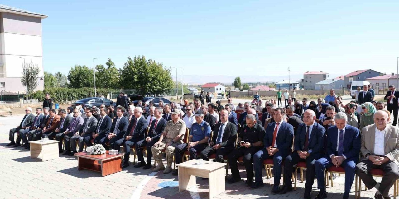 Muş’ta "İlköğretim Haftası" kutlandı