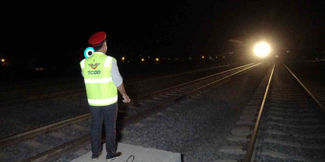 Malatya-Gölbaşı-Narlı-Nurdağı demir yolu hattı hizmette
