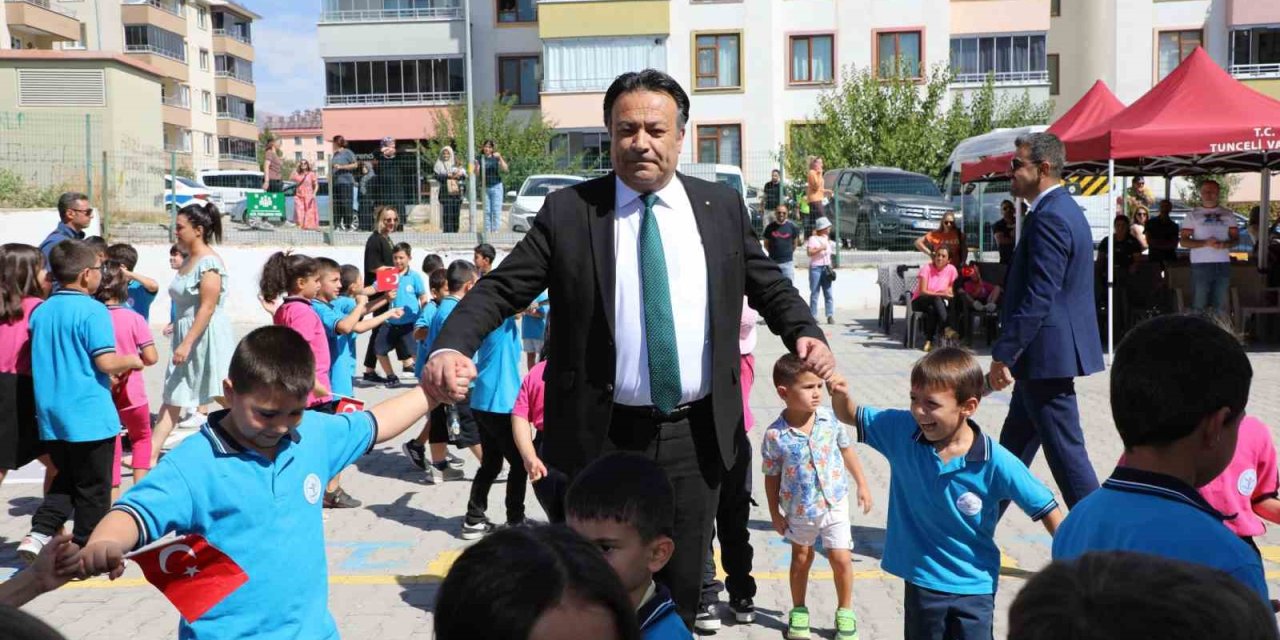 Tunceli’de, İlköğretim Haftası coşkusu