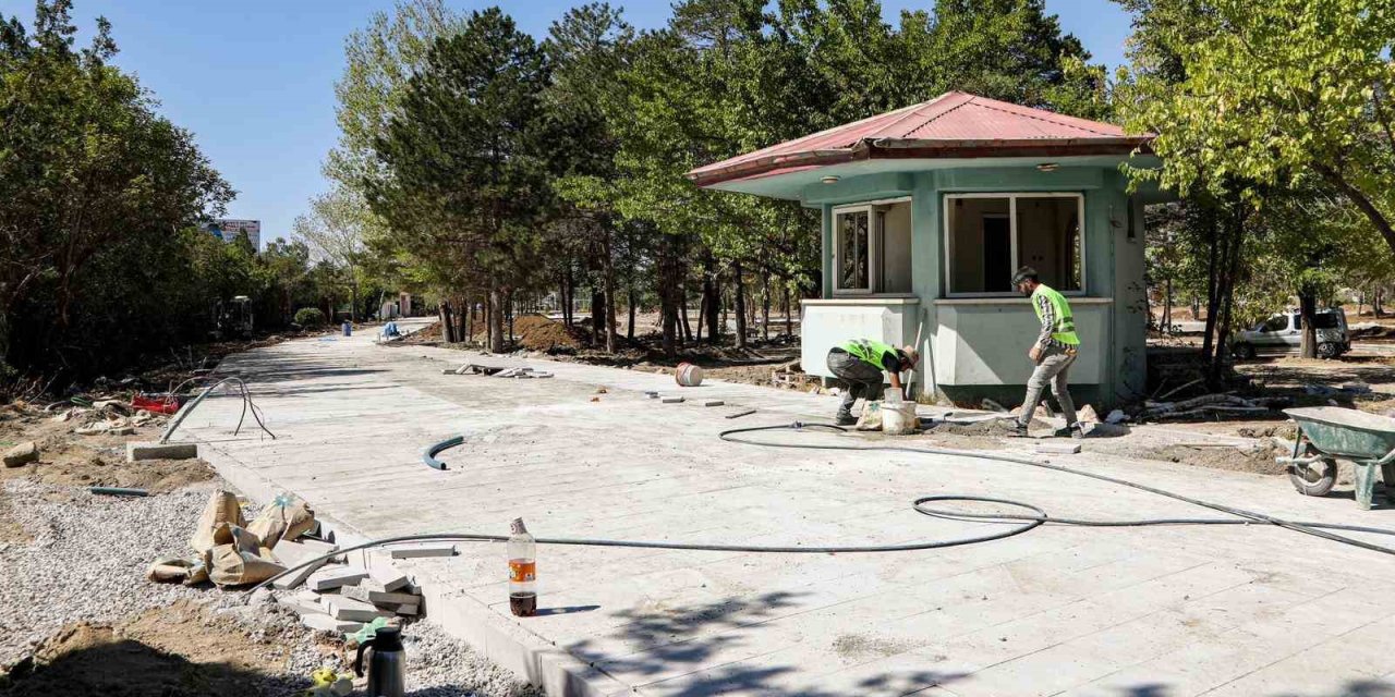 Eski DSİ yerleşkesinde millet bahçesi yapımı sürüyor