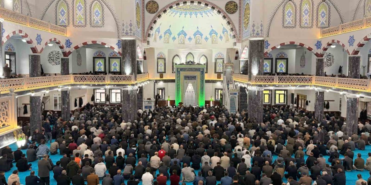 Ağrı’da Gaziler Günü dolayısıyla mevlid programı yapıldı