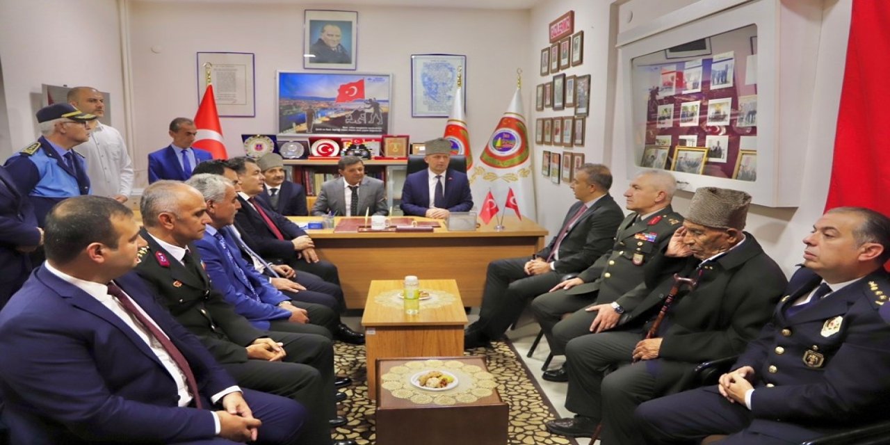 Ardahan’da Gaziler Günü kutaması