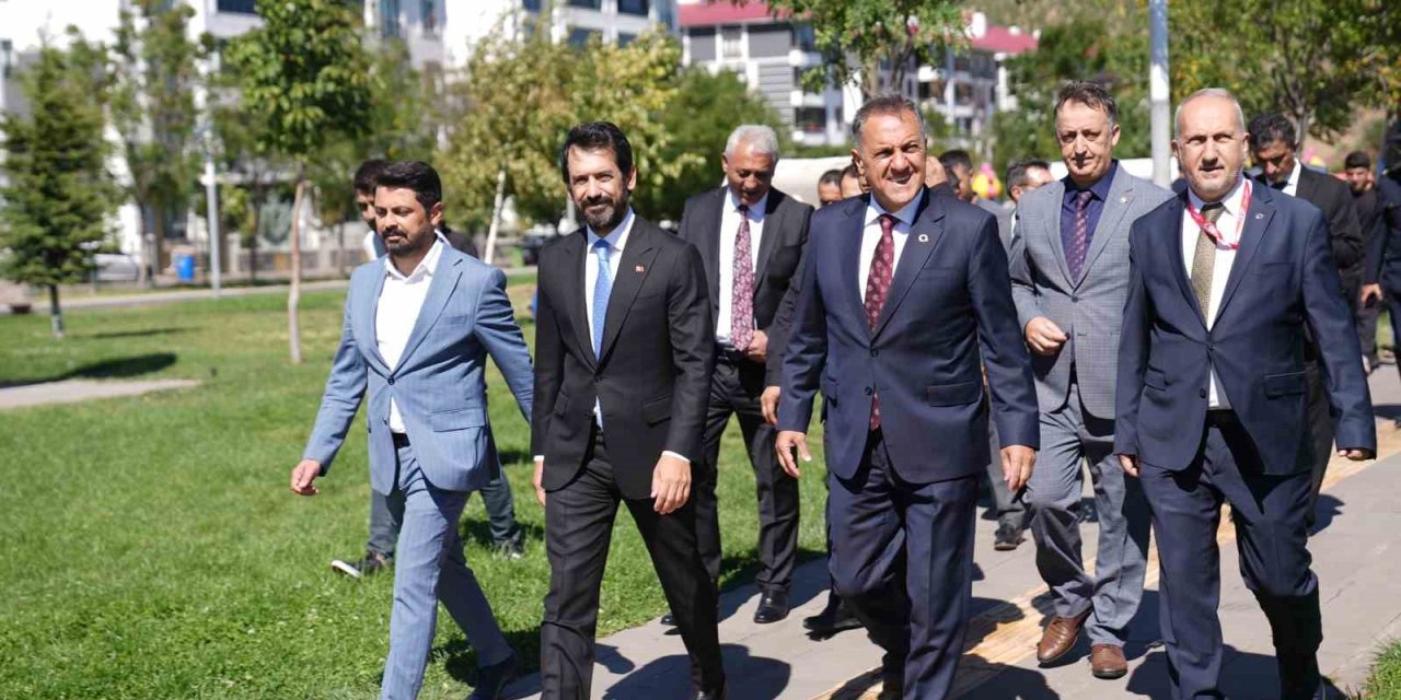 "Bir Anadolu Şenliği" coşkusu Bingöl’de start verdi