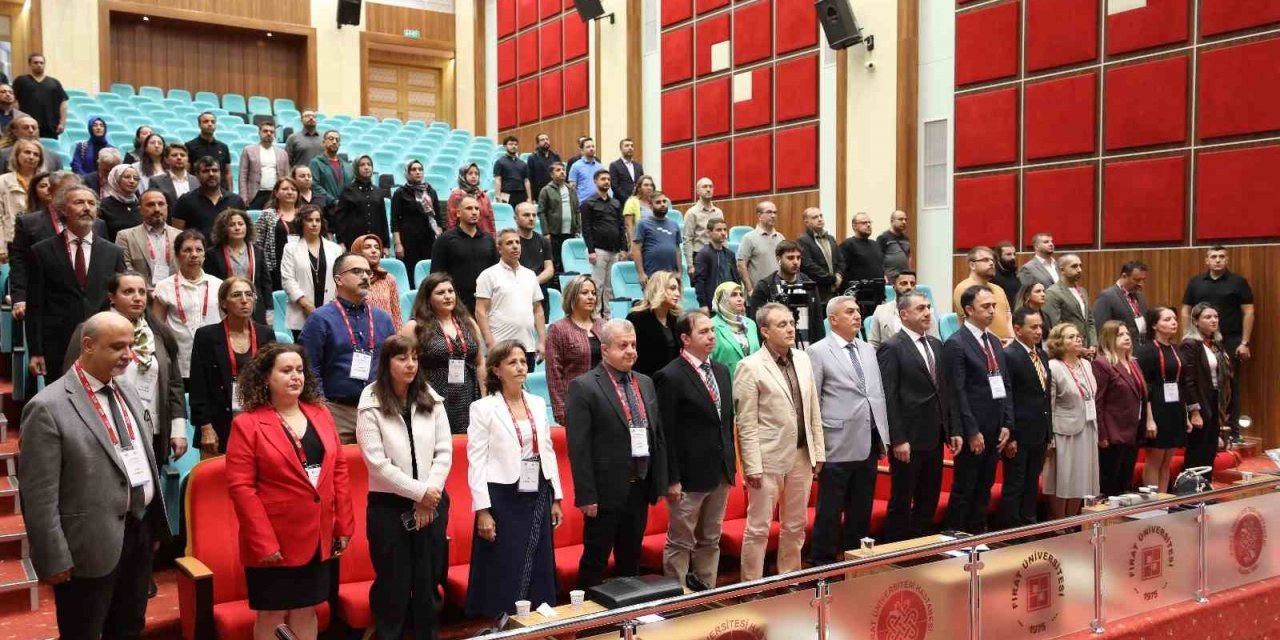 Elazığ’da Ekstrakorporeal Organ Destek Tedavilerinde Güncel Yaklaşımlar toplantısı yapıldı