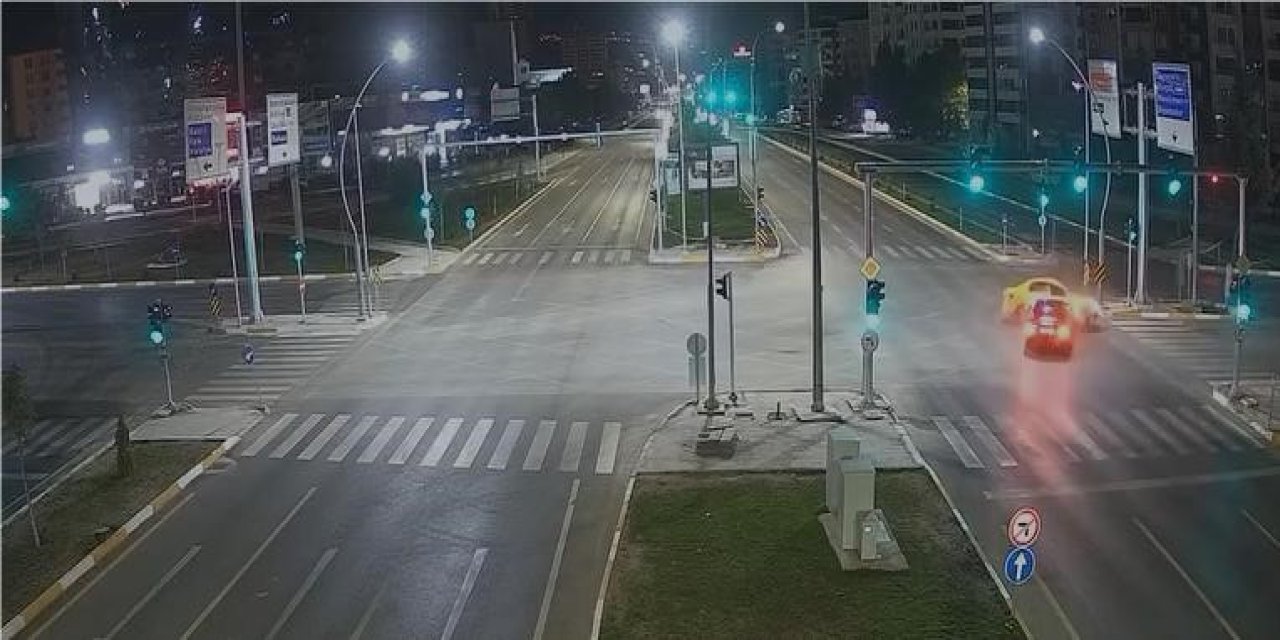 Elazığ’da taksiyle otomobil çarpıştı: 2 kişi yaralandı