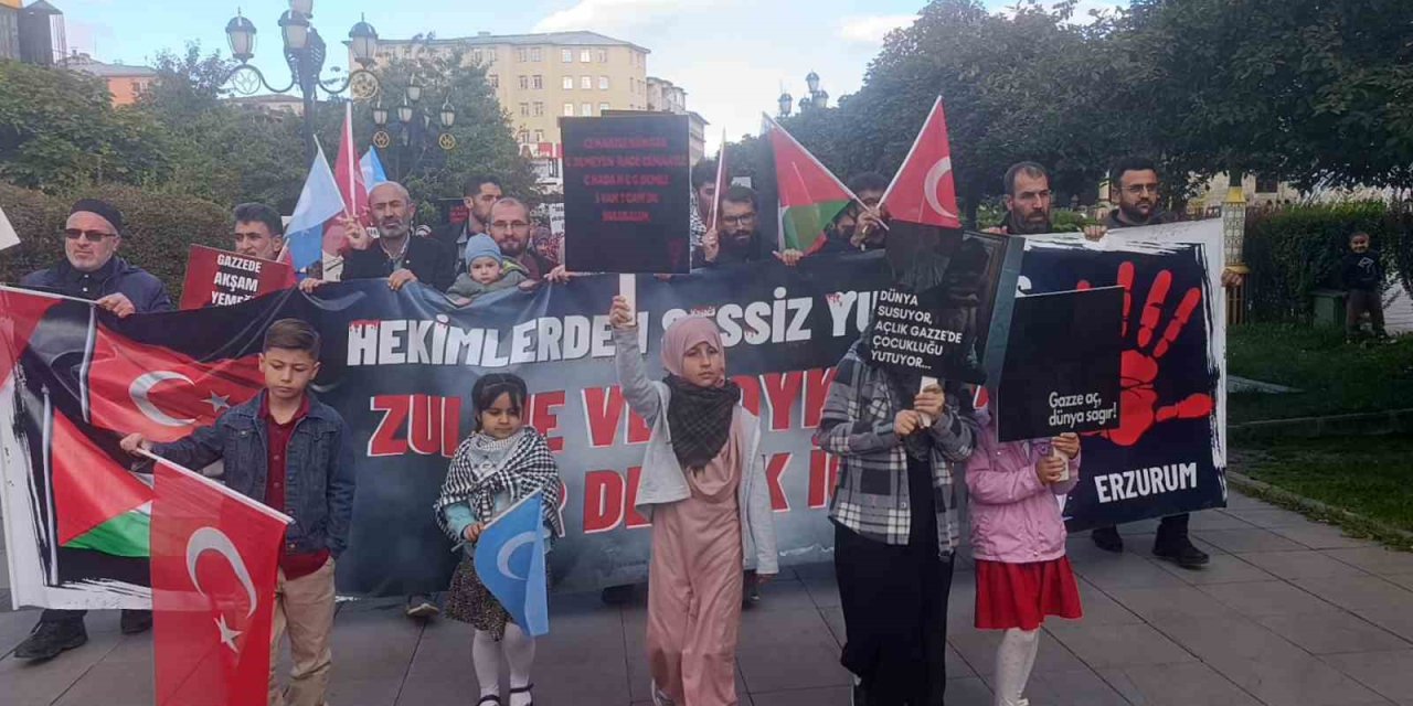 Erzurum'da sağlık çalışanları Gazze için yürüdü