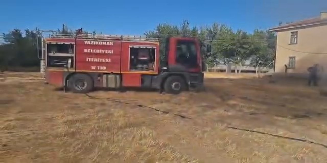 Elazığ’da ahır yangını çıktı