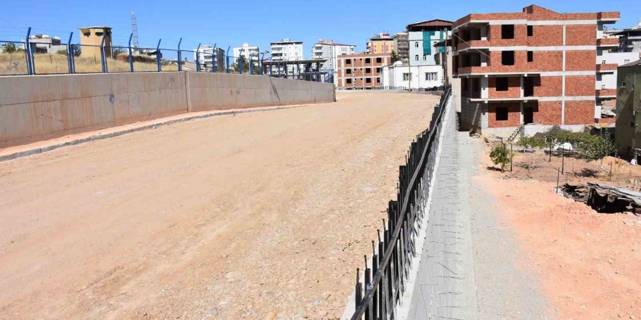 Siirt’te ulaşım yatırımları sürüyor