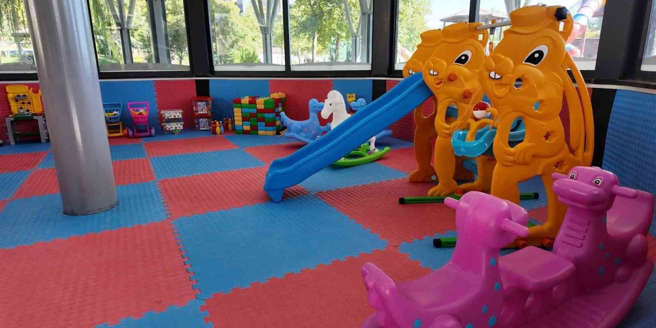Şanlıurfa'da çocuk oyun dünyası hizmete açıldı